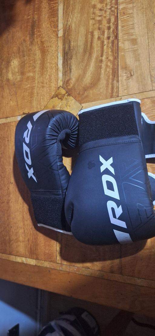 Buy & Sell Essex Braintree - Photos for Rdx Boxing gloves