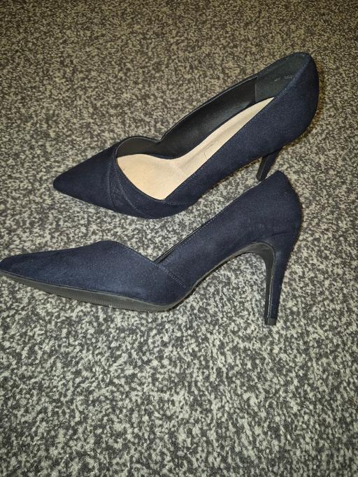 Buy & Sell Staffordshire South Staffordshire - Photos for Navy blue shoes Size 5