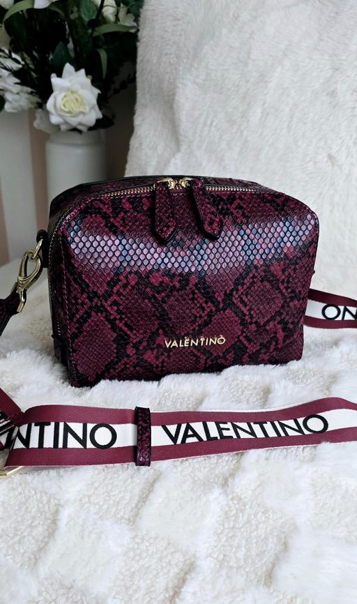 Buy & Sell West Yorkshire Kirklees - Photos for Mario Valentino bag