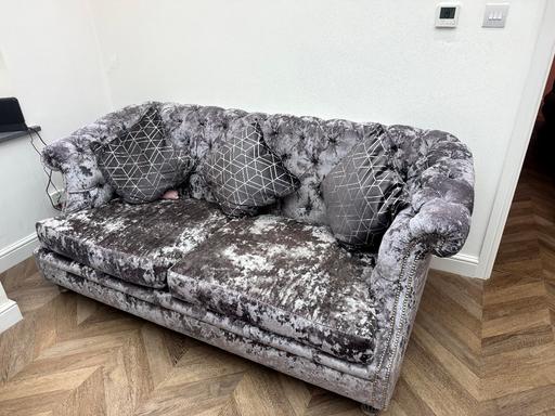 Buy & Sell Merseyside Saint Helens - Photos for crushed velvet sofas