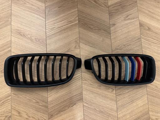 Vehicles West Midlands Wolverhampton - Photos for BMW F30 FRONT KIDNEY GRILLS - PAIR