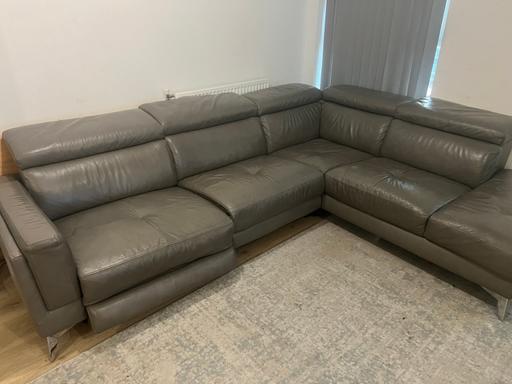 Buy & Sell East London Plaistow - East London - Photos for Grey leather electric recliner corner sofa