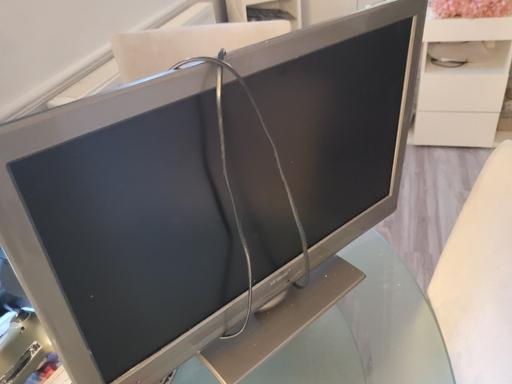 Buy & Sell East London Victoria Docks - East London - Photos for Led TV with DVD player - Good Working Order