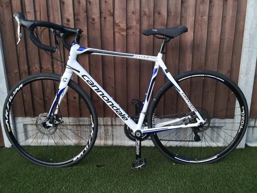 Buy & Sell Essex Thurrock - Essex - Photos for Cannondale Synapse Road Bike Racing Bicycle