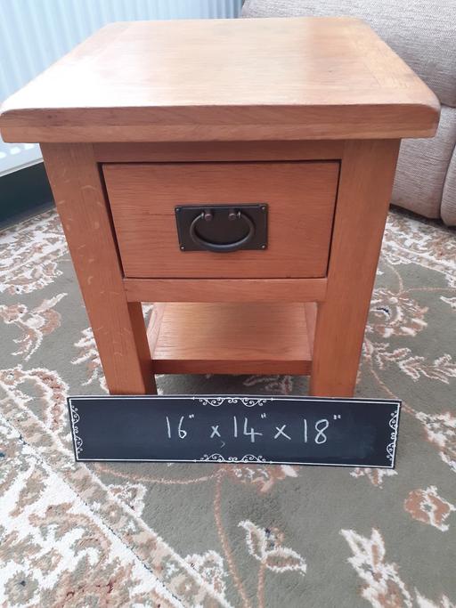 Buy & Sell Bedfordshire Luton - Photos for Small Oak Bedside Unit(LU33BY)