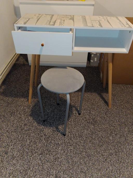 Buy & Sell West Midlands Walsall - Photos for Dressing table with stool