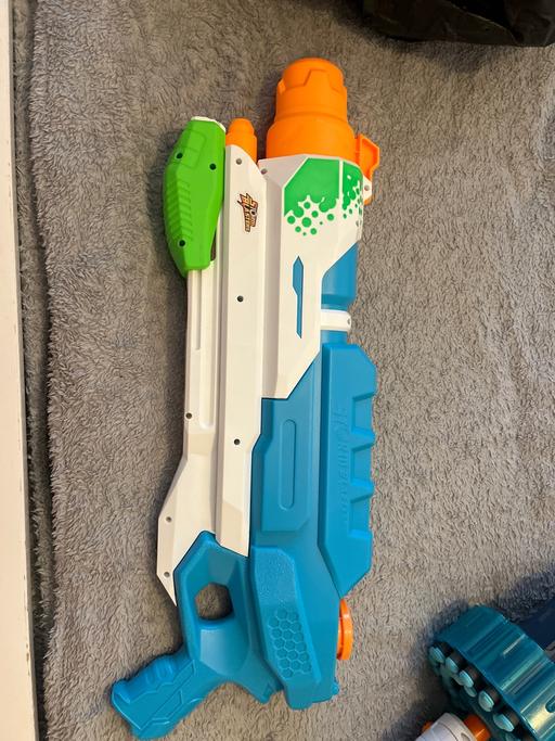 Buy & Sell East London Redbridge - Photos for Large water gun