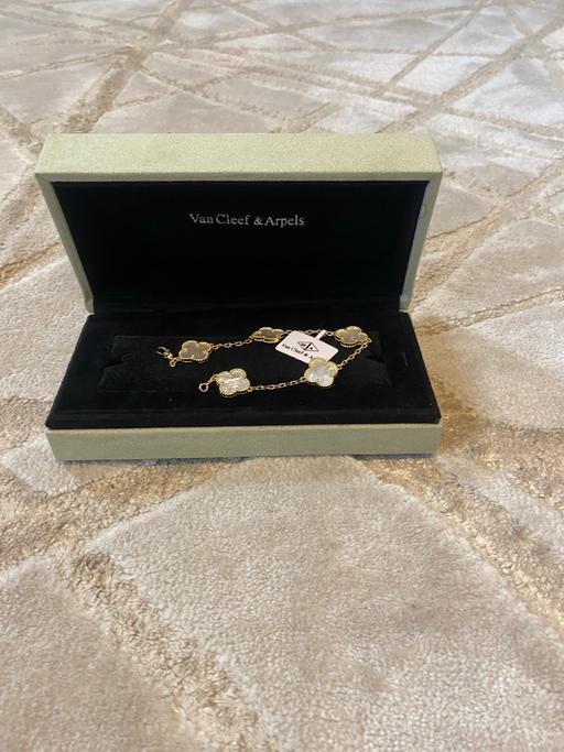 Buy & Sell Hampshire Basingstoke and Deane - Photos for Van Cleef Clover Bracelet