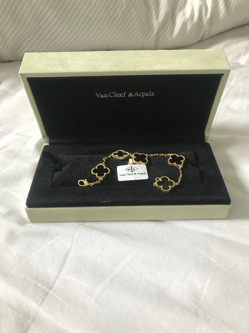 Buy & Sell Hampshire Basingstoke and Deane - Photos for Van Cleef Clover Bracelet