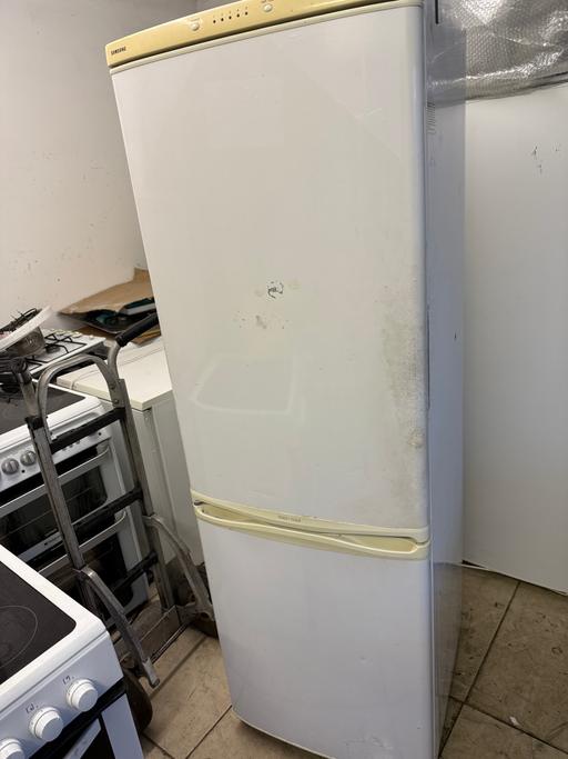 Buy & Sell West Yorkshire Wakefield - Photos for Fridge freezer