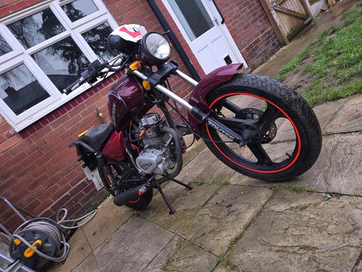 Vehicles West Yorkshire Wakefield - Photos for zontes tiger 150cc registered 125cc