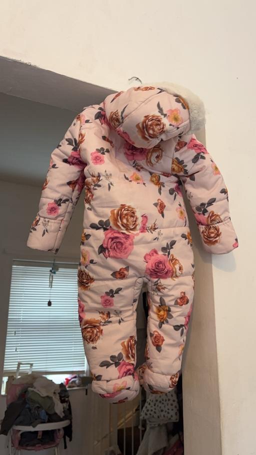 Buy & Sell Merseyside Wirral - Photos for Girls pram suit