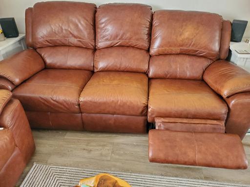 Buy & Sell Wiltshire Nunton - Wiltshire - Photos for quality leather sofas