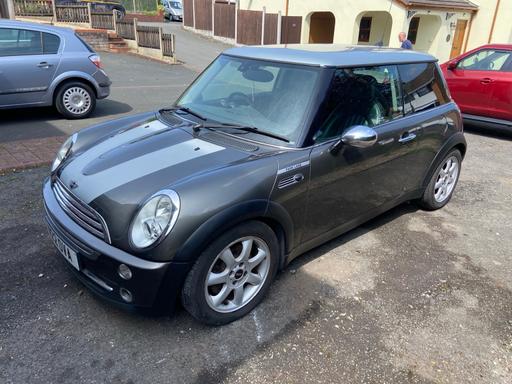 Vehicles West Midlands Dudley - Photos for Mini Cooper park lane (spares)