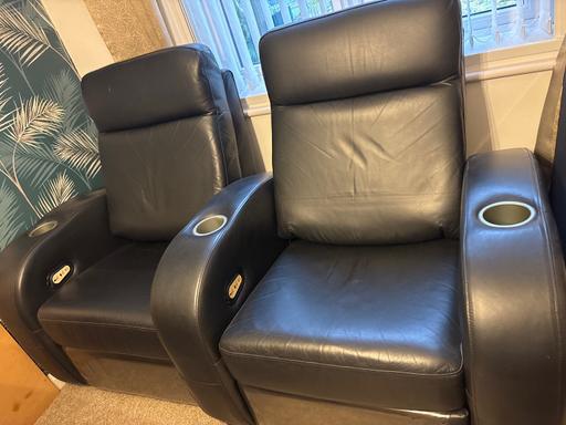 Buy & Sell West Midlands Birmingham - Photos for Ritz express black electric recliners