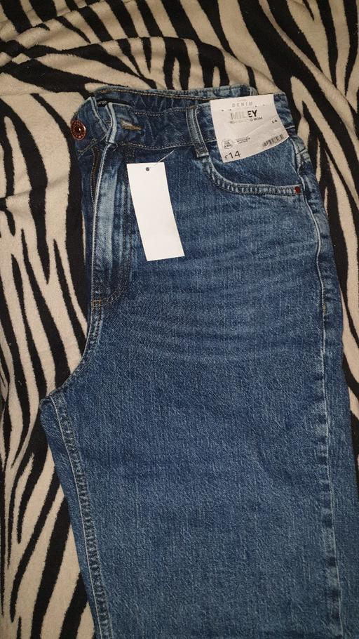 Buy & Sell South East London Surrey Quays - South East London - Photos for BNWT Ladies Jeans Size 14