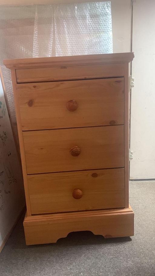 Buy & Sell East London Wanstead - East London - Photos for Solid Pine 3-Drawer Chest