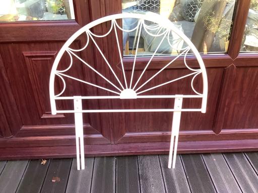 Buy & Sell Staffordshire Newcastle-under-Lyme - Photos for White metal headboard 3ft