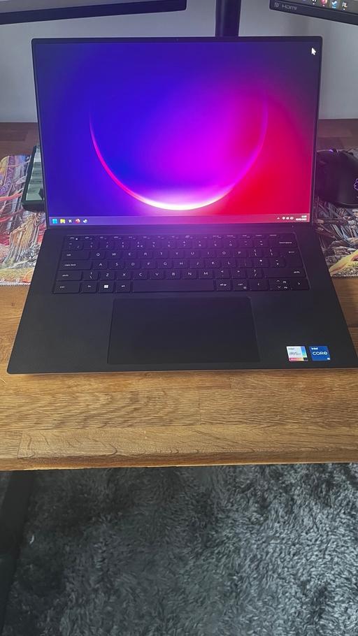 Buy & Sell Hertfordshire Broxbourne - Photos for Dell XPS 15 9520