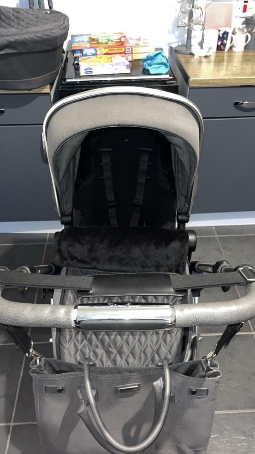 Buy & Sell South Yorkshire Doncaster - Photos for Silver cross travel system