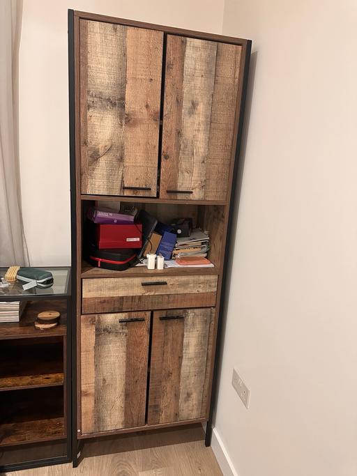 Buy & Sell East London Stratford - East London - Photos for Rustic wooden book shelf with Iron frame