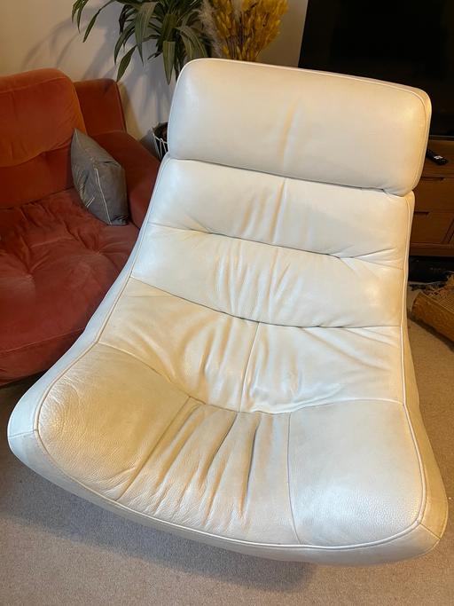 Buy & Sell North London West Hackney - North London - Photos for Salvador Swivel Chair - Retro style leather