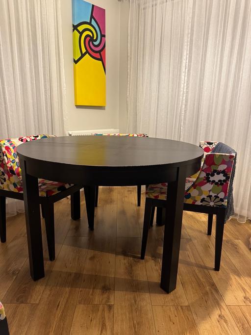 Buy & Sell West London Hounslow - Photos for IKEA round extendable dinning table