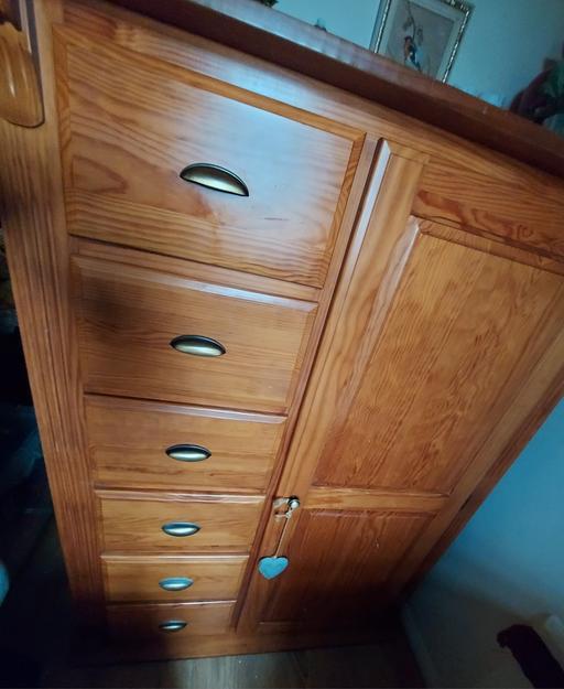 Buy & Sell West Midlands Dudley - Photos for Solid Wood wardrobe