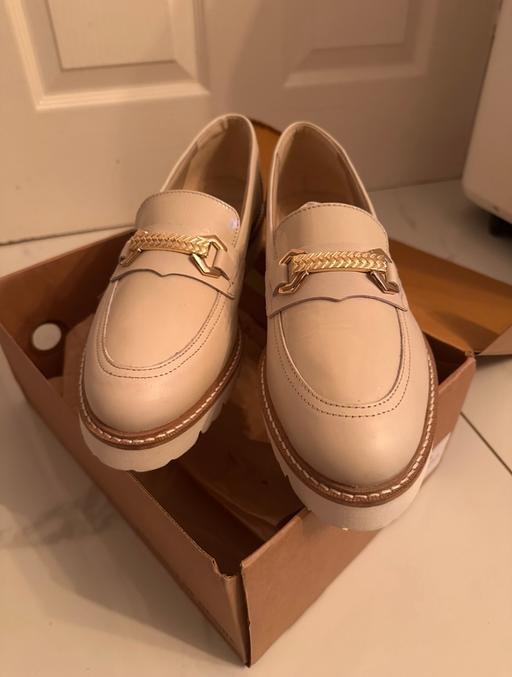 Buy & Sell Hampshire Gosport - Photos for POD Kendal Off White Leather Loafers