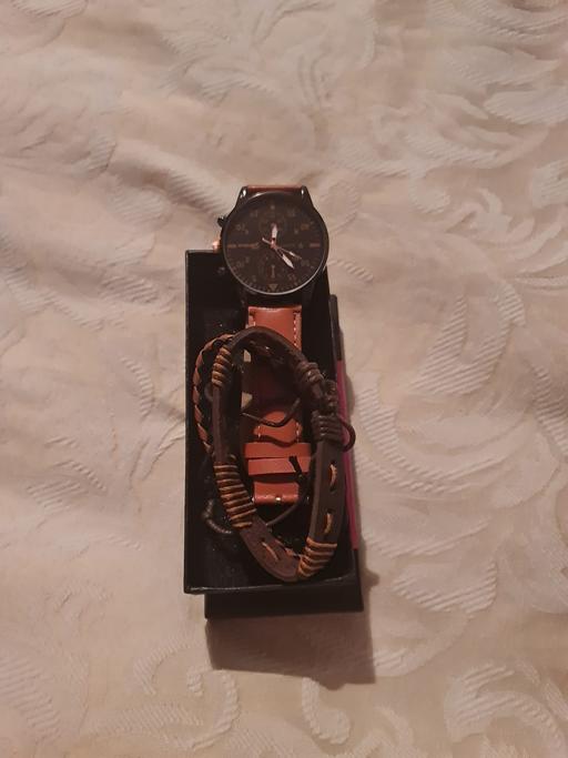 Buy & Sell Newport - Wales Saint Julians - Newport - Photos for men's brown watch and bracelet set