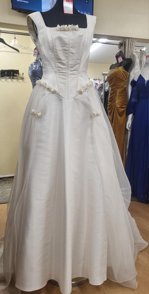 Buy & Sell North London Finsbury Park - North London - Photos for Vintage wedding dress.