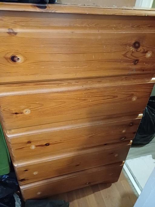 Buy & Sell West Midlands Birmingham - Photos for solid pine chest of draws