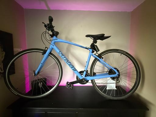 Buy & Sell North West London Golders Green - North West London - Photos for Blue Specialized Bicycle