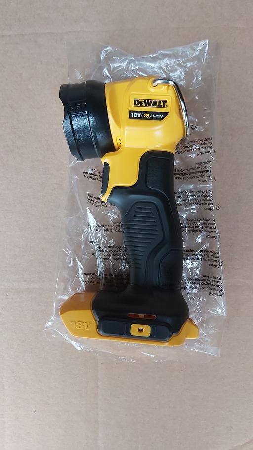 Buy & Sell Wokingham Finchampstead - Reading - Photos for Dewalt 18V XR LED Torch