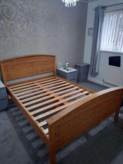 Buy & Sell Staffordshire Lichfield - Photos for Solid Double Bed Frame