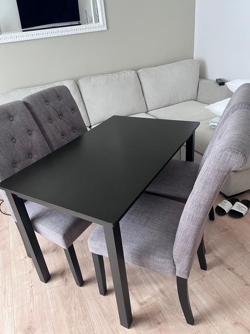 Buy & Sell North West London Harrow - Photos for Dining table with chairs