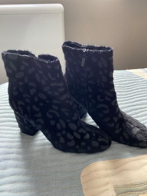 Buy & Sell Essex Chelmsford - Photos for Calvin Klein Ankle Boots