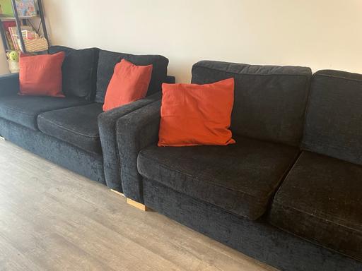 Buy & Sell East London East Ham - East London - Photos for 2 very comfortable sofas + 6 cushion inserts