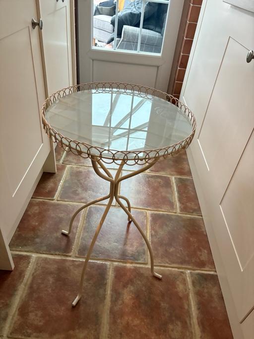 Buy & Sell Nottinghamshire Newark and Sherwood - Photos for Side table glass top