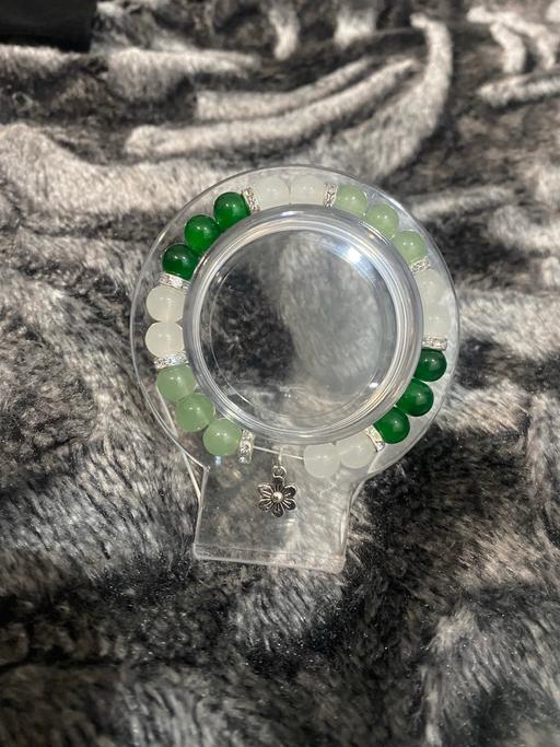 Buy & Sell Essex Southend-on-Sea - Photos for Crystal bracelet green and white💚🤍