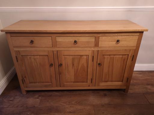 Buy & Sell West Midlands Sandwell - Photos for Solid oak sideboard