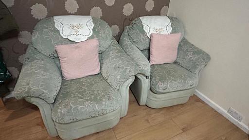 Buy & Sell Barking and Dagenham Dagenham - RM8 - Photos for Sofa for sale