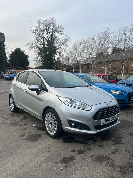 Vehicles North London Enfield - Photos for Ford Fiesta