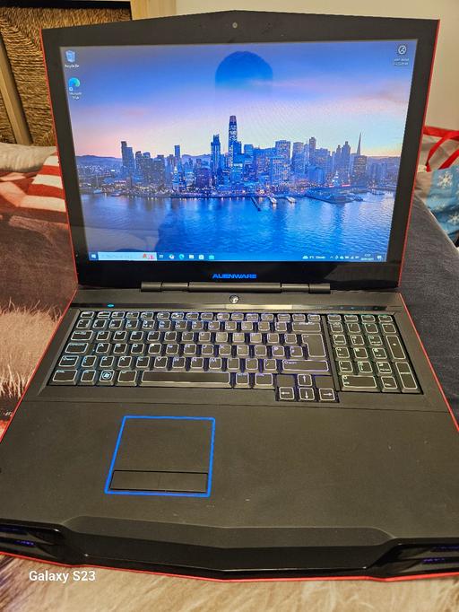 Buy & Sell Torfaen - Wales Cwmoody - Torfaen - Photos for Alienware M17x gaming laptop