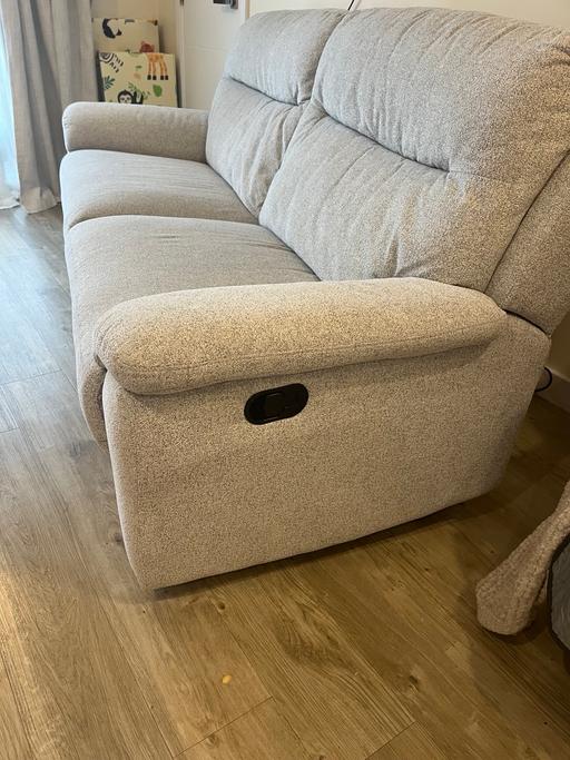 Buy & Sell Essex Epping Forest - Photos for DFS 3 seater manual recliner sofa.