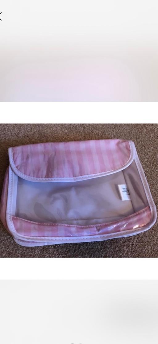 Buy & Sell Central London Clerkenwell - Central London - Photos for Cosmetics bag from Next