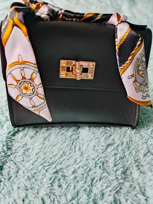 Buy & Sell North Northamptonshire Kettering - NN16 - Photos for ladies little black bag with scarf on it