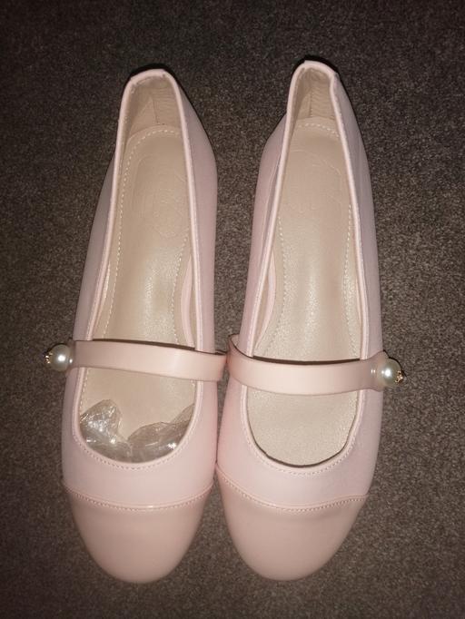 Buy & Sell West Midlands Wolverhampton - Photos for New size 37 lady's flat shoes