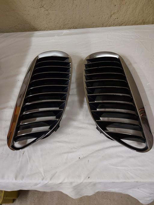 Vehicles Cheshire West and Chester Hoole Village - Cheshire West and Chester - Photos for BMW 645CI Crome grills