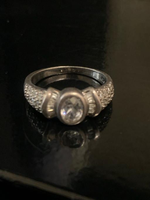 Buy & Sell North London Ponders End - North London - Photos for Zircon silver ring